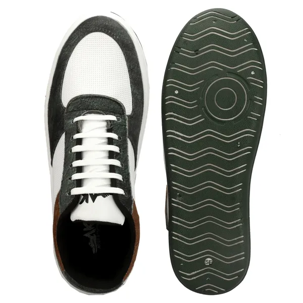 Premium_Trending_Sylish_And_Comfortable_Mens_White_Sneaker
