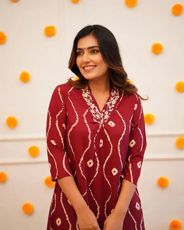 Maroon_Printed_Rayon_Kurti_With_Pant_For_Women