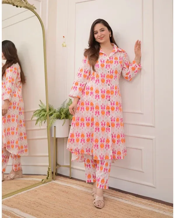 Multicolor_Rayon_Kurti_With_Pant_Printed_For_Women