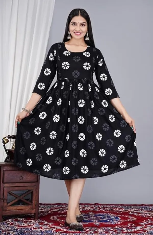 Black_Rayon_Printed_Maternity_Gown_For_Women