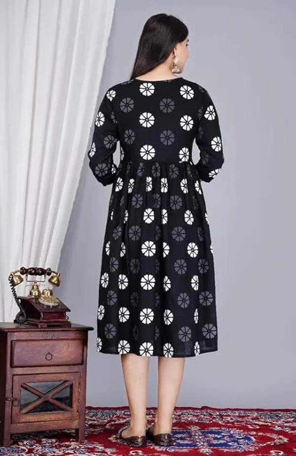 Black_Rayon_Printed_Maternity_Gown_For_Women