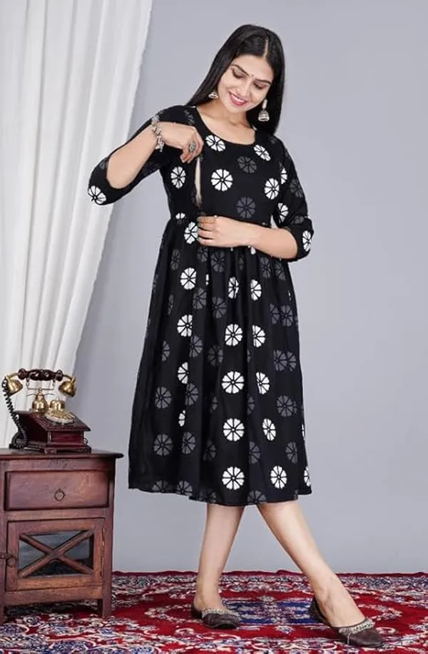 Black_Rayon_Printed_Maternity_Gown_For_Women