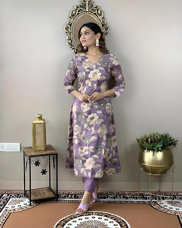 Lavender_Rayon_Printed_Kurti_With_Pant_For_Women