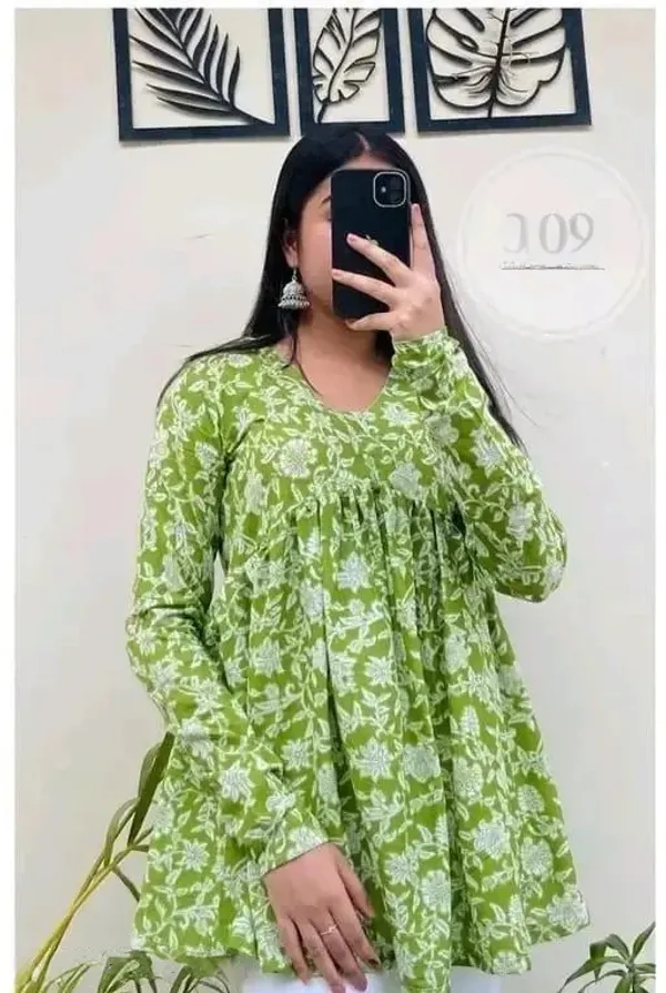 Green_Rayon_Printed_Top_For_Women