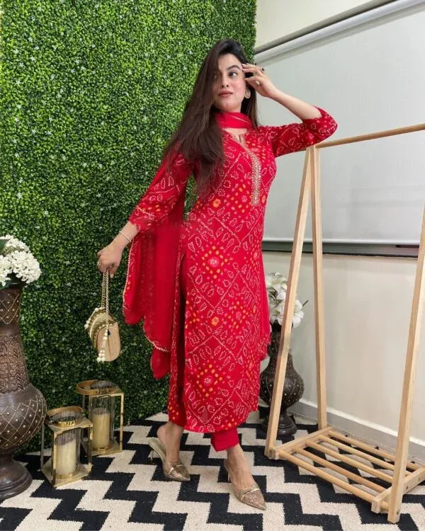 Multicolor_Rayon_Kurti_Pant_With_Dupatta_For_Women