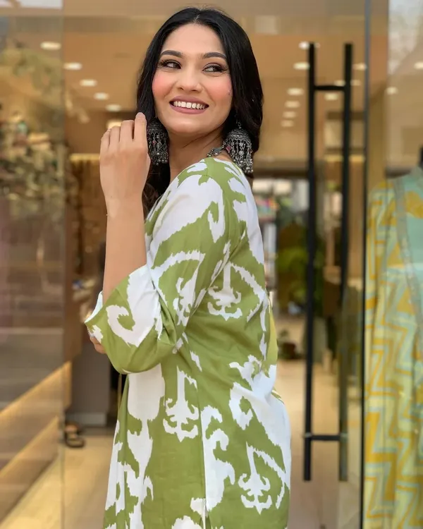 Olive_Green_Rayon_Kurti_With_Pant_Printed_For_Women