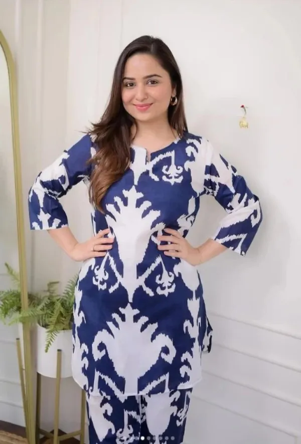Blue_Rayon_Kurti_With_Pant_Printed_For_Women