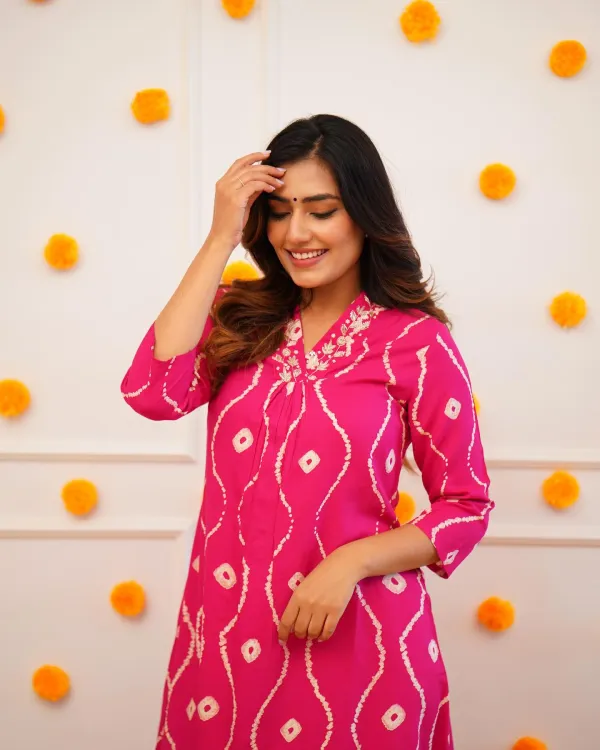 Pink_Printed_Rayon_Kurti_With_Pant_For_Women
