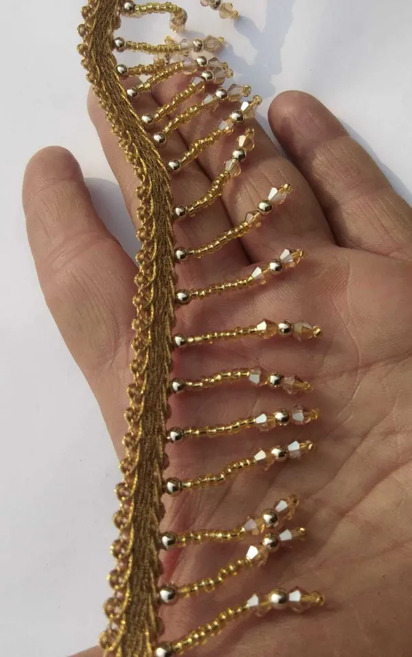 Gold_Silk_Stylish_Beading_Lace_For_Saree,_Suit,_Lehenga,_Blouse,_Art_&_Craft_(1_Mtr)