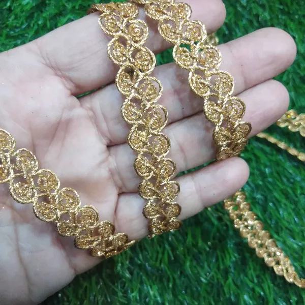 Gold_Polyester_Stylish_Edging_Lace_For_Saree,_Suit,_Lehenga,_Blouse,_Art_&_Craft