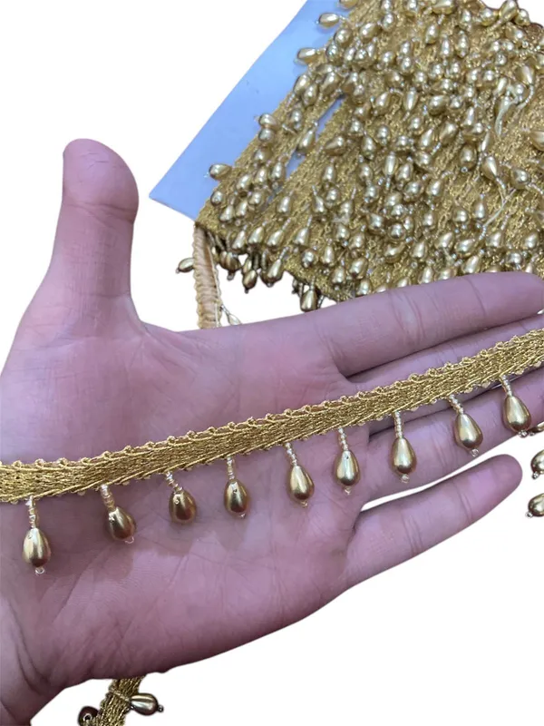 Gold_Silk_Stylish_Edging_Lace_For_Saree,_Suit,_Lehenga,_Blouse,_Art_&_Craft_(5_Mtr)