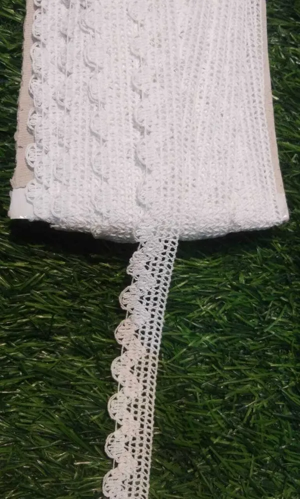 White_Cotton_Stylish_Edging_Lace_For_Saree,_Suit,_Lehenga,_Blouse,_Art_&_Craft_(9_Mtr)