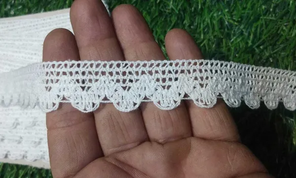 White_Cotton_Stylish_Edging_Lace_For_Saree,_Suit,_Lehenga,_Blouse,_Art_&_Craft_(9_Mtr)