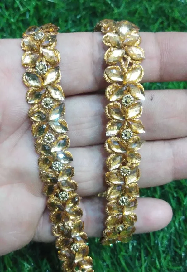 Golden_Hand_Work_Kundan_Stone_Lace_For_Dress_Designing,_Art_&_Craft_(3_Mtr)