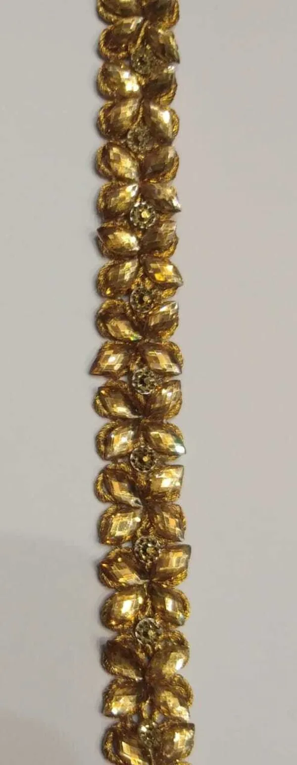 Golden_Hand_Work_Kundan_Stone_Lace_For_Dress_Designing,_Art_&_Craft_(3_Mtr)