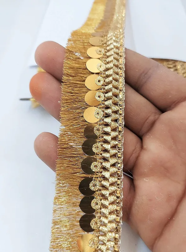 Golden_Tassel_Sequin_Lace_Border_For_Dress,_Saree,_Lehenga,_Dupatta,_Bag,_Art_Craft