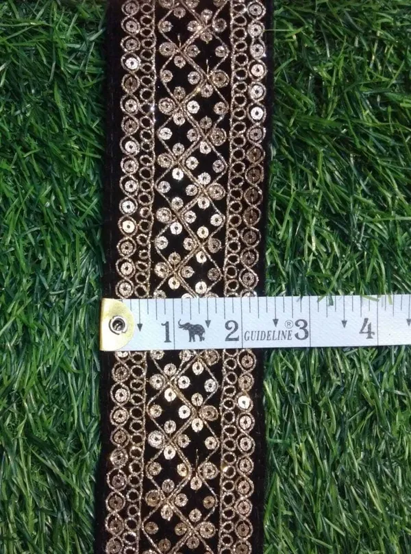Black_&_Gold_Velvet_Stylish_Stiff_Lace_For_Saree,_Suit,_Lehenga,_Blouse,_Art_&_Craft_(9_Mtr)