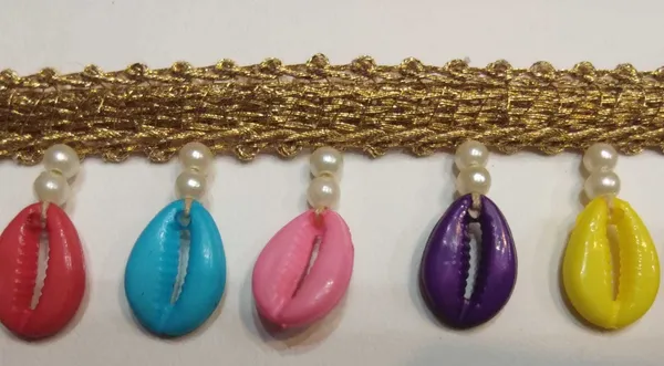 Multicolor_Shell_Cowrie_Kodi_Latkan_Lace_For_Dress,_Diy_Craft_Decorations_(7_Mtr)