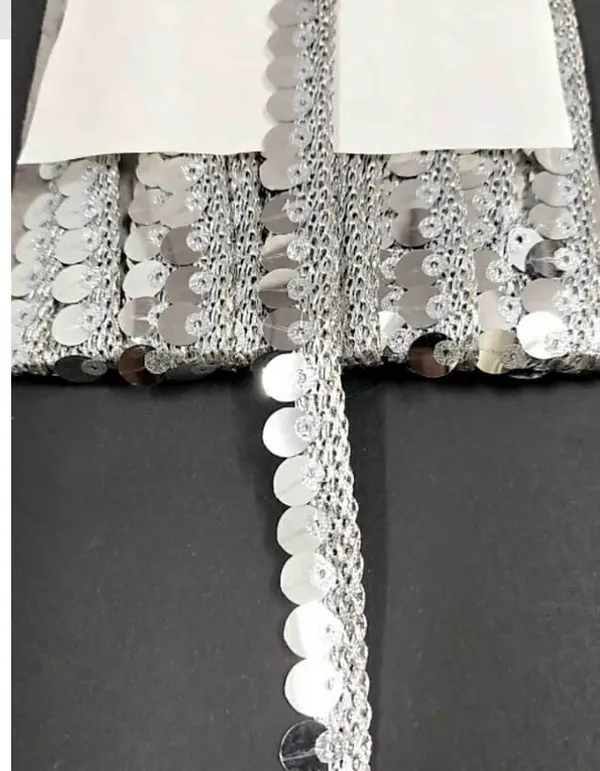 Silver_Round_Sequin_Lace_Border_For_Dress,_Saree,_Lehenga,_Dupatta,_Bag,_Craft_And_Decorations
