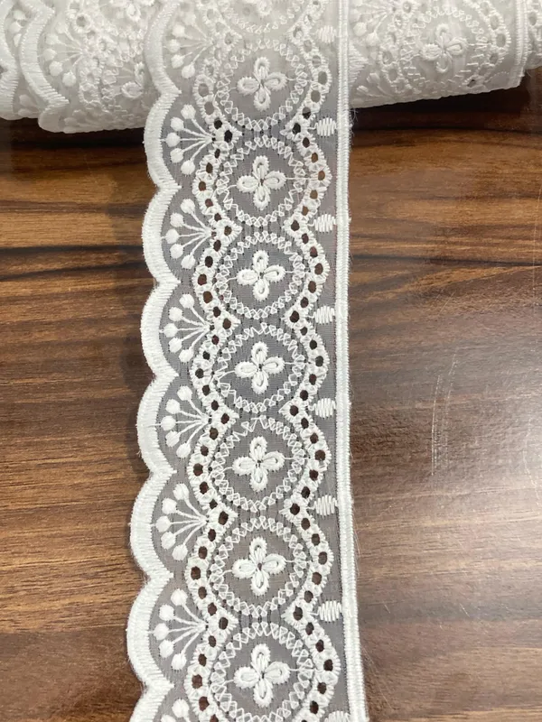White_Silk_Stylish_Beading_Lace_For_Saree,_Suit,_Lehenga,_Blouse,_Art_&_Craft_(10_Mtr)