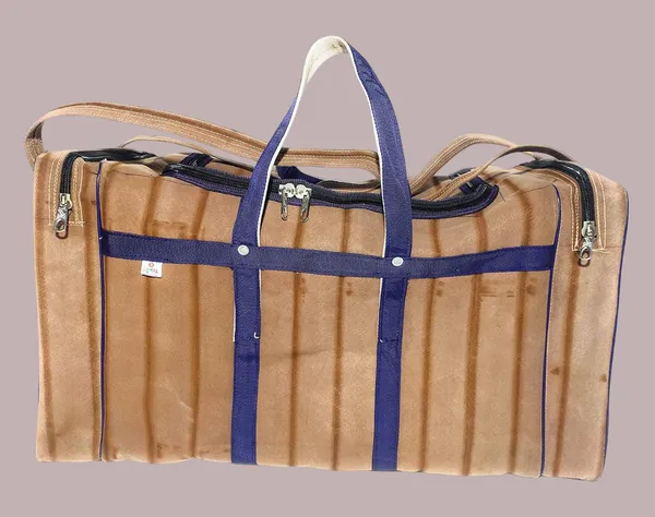 Spanish_Red_Washable_Duffle_TravellingPolyester_Bag_110_Ltr_With_2_Full_Size_Pocket_(_15"X16"_)