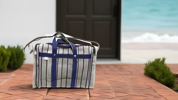 Vulture_Grey_Washable_Duffle_Travelling_Luggage_Unique_Polyester_Bag_52_Ltr_With_2_Full_Size_Pocket_(_12"X14"_)
