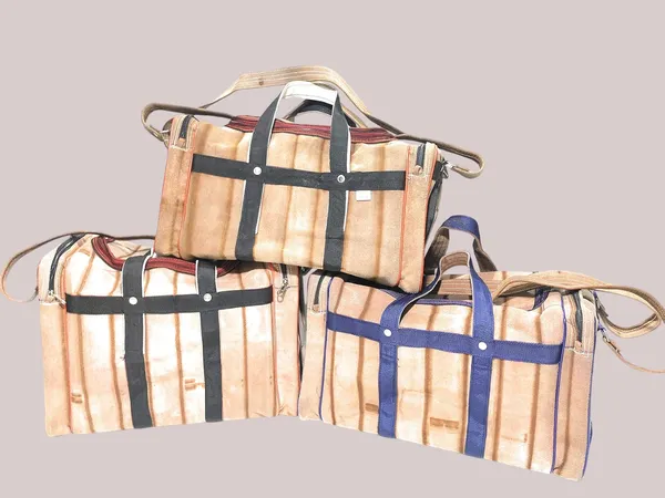 Pack_of_3_Spanish_Red_Washable_Duffle_Travelling_Polyester_Bag_Total_130_Ltr_With_2_Full_Size_Pocket_(_10"X11"_&_12"X12"_&_12"X14"_)