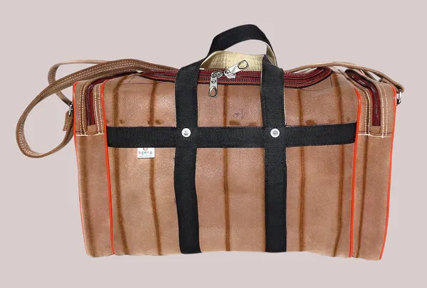Spanish_Red_Washable_Duffle_Travelling_Luggage_Durable_Polyester_Bag_With_2_Full_Side_Pocket_(_12"X12"_)
