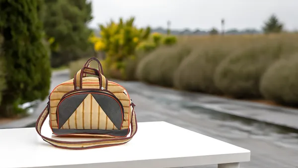 Spanish_Red_Washable_Multipurpose_Duffle_Wheel_Traveling/Luggage/Picnic/StoragePolyester_Bag_With_1_Front_Stylish_Pocket_With_Max_Durability_(_13"X18"_)