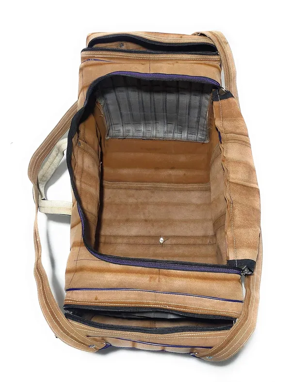 Spanish_Red_Washable_Duffle_TravellingPolyester_Bag_110_Ltr_With_2_Full_Size_Pocket_(_15"X16"_)
