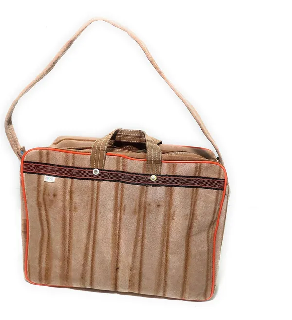 Spanish_Red_Washable_Multipurpose_Square_Mini_Traveling/Luggage/Picnic/Tools_StoragePolyester_Bag_With_1_Front_Pocket_With_Max_Durability_(_14"X19"_)