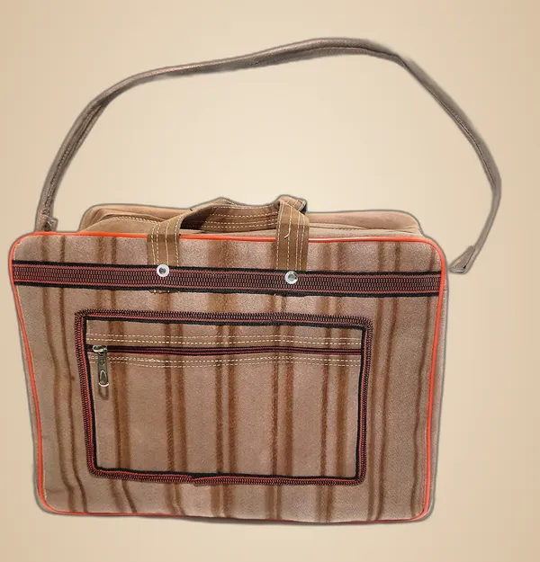 Spanish_Red_Washable_Multipurpose_Square_Mini_Traveling/Luggage/Picnic/Tools_StoragePolyester_Bag_With_1_Front_Pocket_With_Max_Durability_(_14"X19"_)