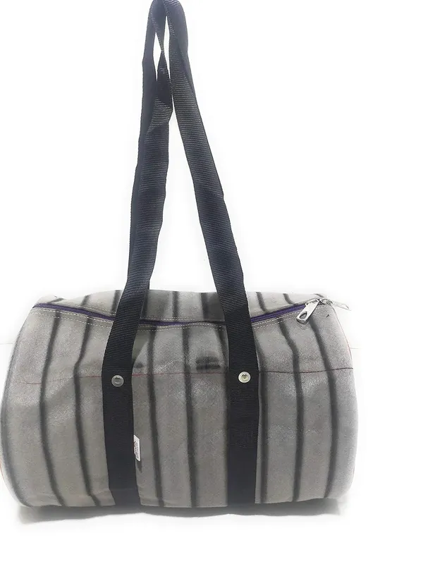 Vulture_Grey_Washable_Duffle_RoundPolyester_Bag_For_Luggage_Travelling/Picnic/Storage/ShoppingPolyester_Bag_35_Ltr_With_2_Side_Pocket_(_11"X15"_)