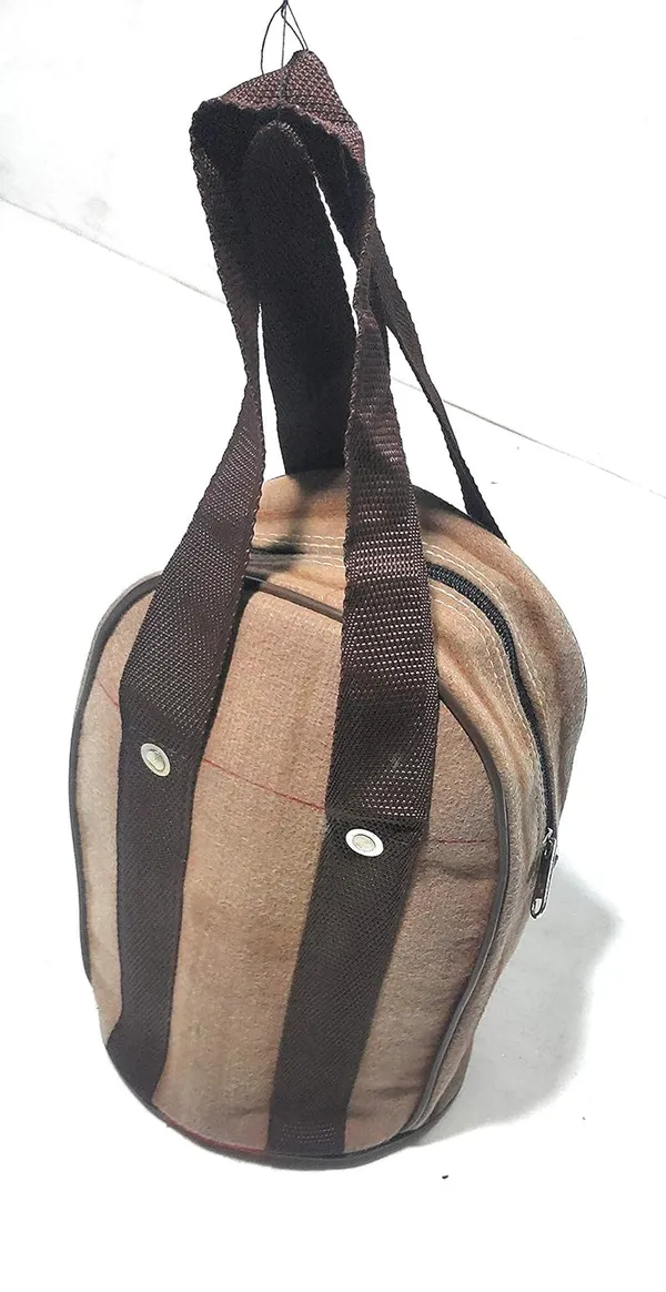 Spanish_Red_Daily_Use_School_And_Office_Round_TiffinPolyester_Bag_Durable_Lunch_TiffinPolyester_Bag_With_Feature_Of_Temperature_Maintain_(_11"X7"_)