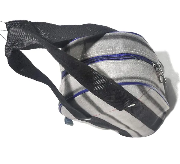Vulture_Grey_Daily_Use_Multipurpose_School_And_Office_Round_TiffinPolyester_Bag_Durable_HandPolyester_Polyester_Bag_With_Feature_Of_Temperature_Maintain_(_13"X7"_)