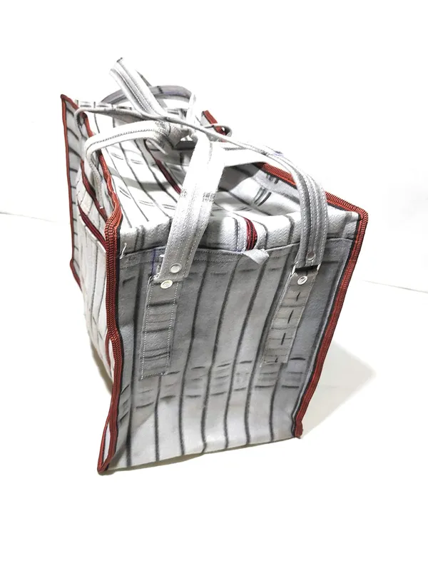 Vulture_Grey_Washable_Multi-Purpose_Heavy_Duty_70_Liter_Jumbo_Toys_StoragePolyester_Bag_Stationery_Paper_Blankets_Clothes_StoragePolyester_Bag_With_Centre_Zip_(_15"X24"_)