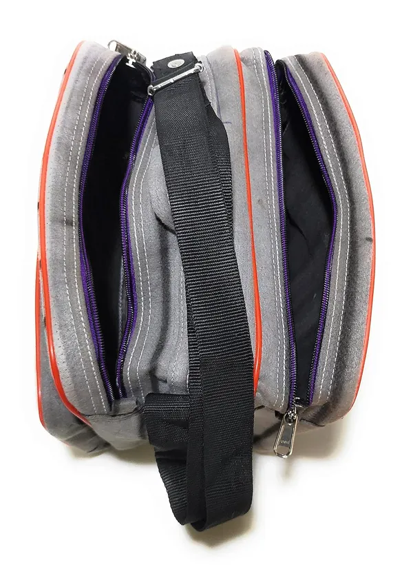 Vulture_Grey_Unisex_Washable_Cross_Body_Messenger_SlingPolyester_Bag_For_Money_Carry_Office_Travel_Shoulder_ToolPolyester_Bag_(_10"X12"_)