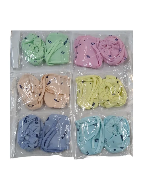 Pair_of_24_Multicolor_Soft_Hosiery_Cotton_Mittens_&_Socks_Set_|_12_Pairs_Mittens_&_12_Pairs_Socks