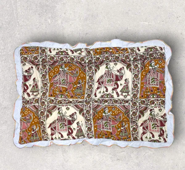 Set_of_4_Rajwadi_Printed_Pure_Cotton_Godadi_Bed_with_Baby_Cradle