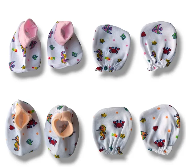 Set_of_2_Multicolor_Cotton_Caps_With_Mittens_&_Booties_Set_|_For_Newborn_Infant_Baby
