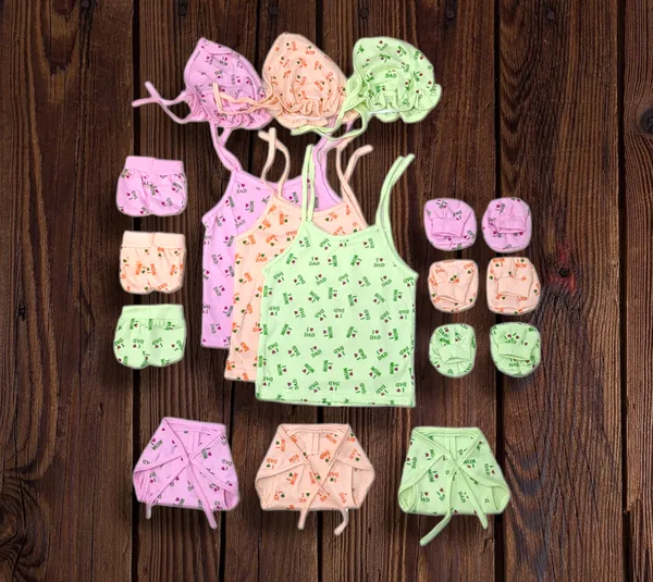 Set_of_3_Multicolor_Cotton_Hosiery_Cloth_Set_|_For_Naming_Ceremony_|_Jhablas_With_Nappies,_Mitten,_Booties_&_Cap