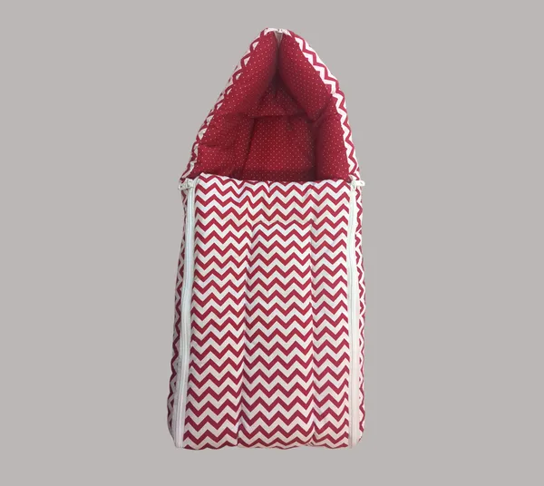 Red_3_In_1_Sleeping_Bag_Cum_Baby_Cotton_Bed_For_New_Born_Baby