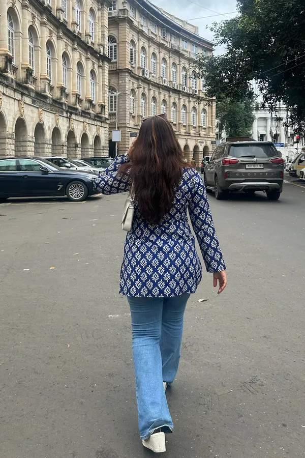 Indigo_Jaipuri_Print_Kurti_With_Long_Sleeves