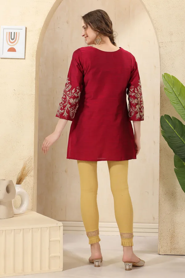 Raw_Silk_Magenta_Short_Tunic_with_Elegant_Golden_Embroidery