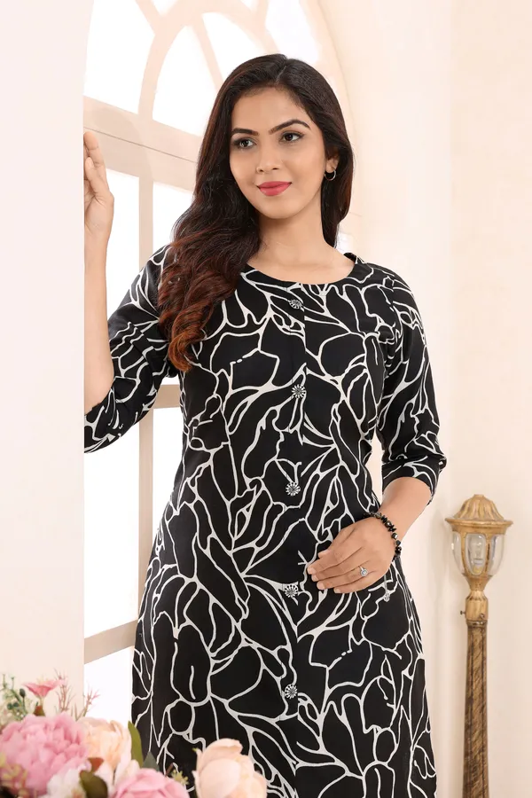 Chic_In_Black_Linen_Cotton_Round_Neck_Women_Long_Kurta