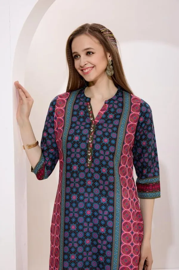 Black_And_Pink_Long_Cotton_Kurti_|_Digital_Print_Ethnic_Wear_For_Women_|_Comfortable_&_Stylish_Outfit