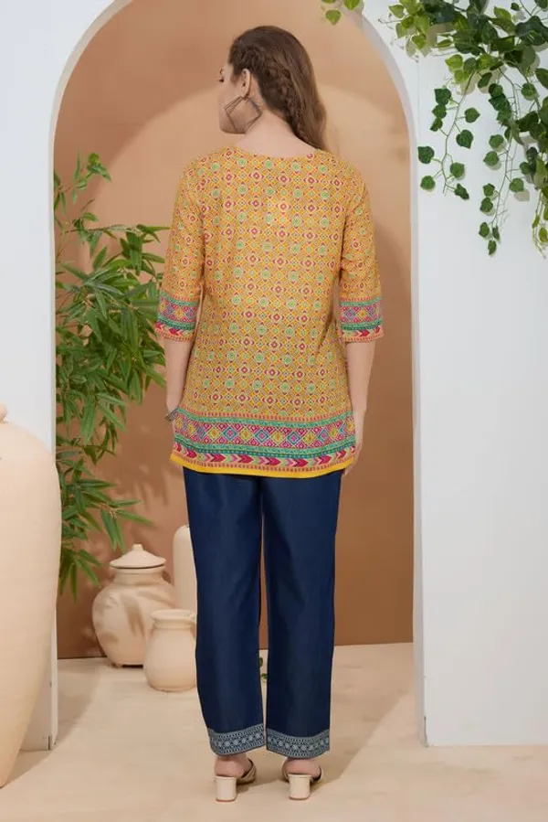 Women's_Ethnic_Print_Cotton_Short_Kurti