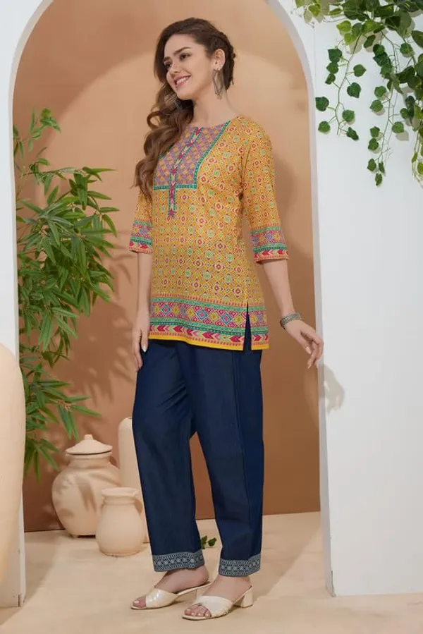 Women's_Ethnic_Print_Cotton_Short_Kurti