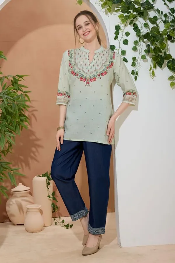 Women's_Ethnic_Print_Cotton_Short_Kurti