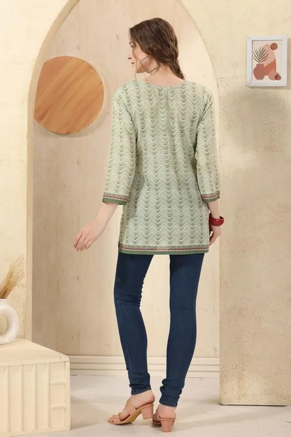 Women's_Ethnic_Print_Cotton_Short_Kurti